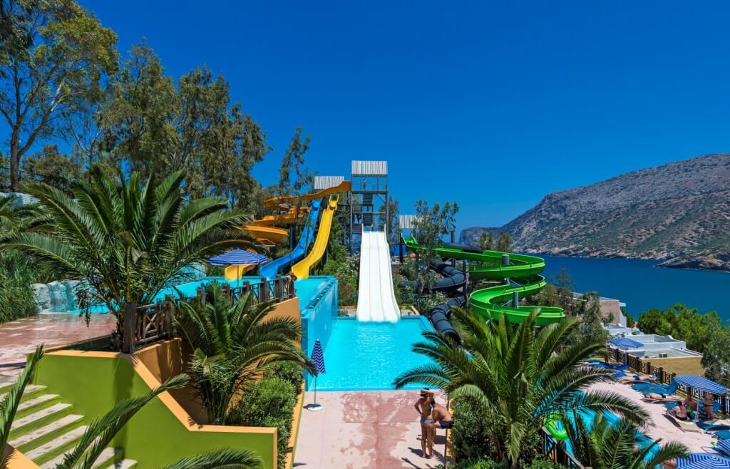 Αυτά είναι τα πιο εντυπωσιακά Water Parks του πλανήτη! (video)